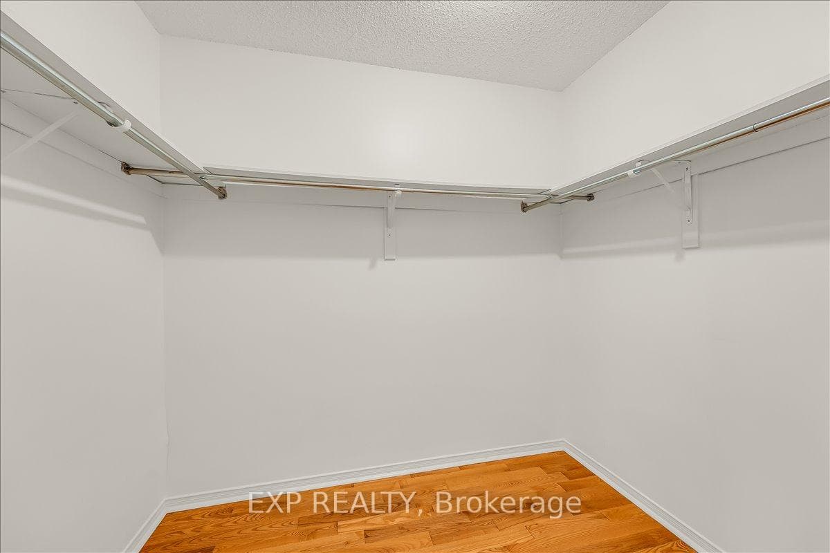 2260 Arbourview Drive photo 19
