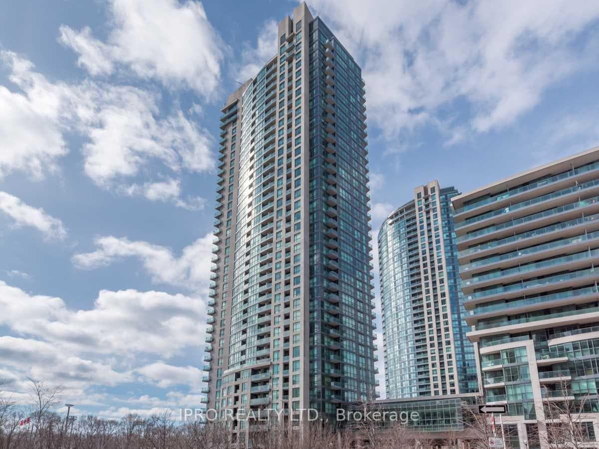 215 Fort York Boulevard Unit 407 photo 1