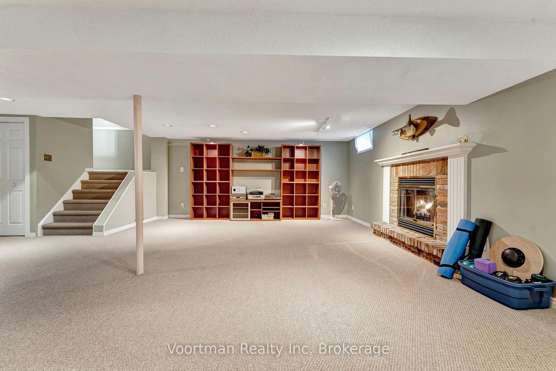 27 Dalton Crescent photo 16