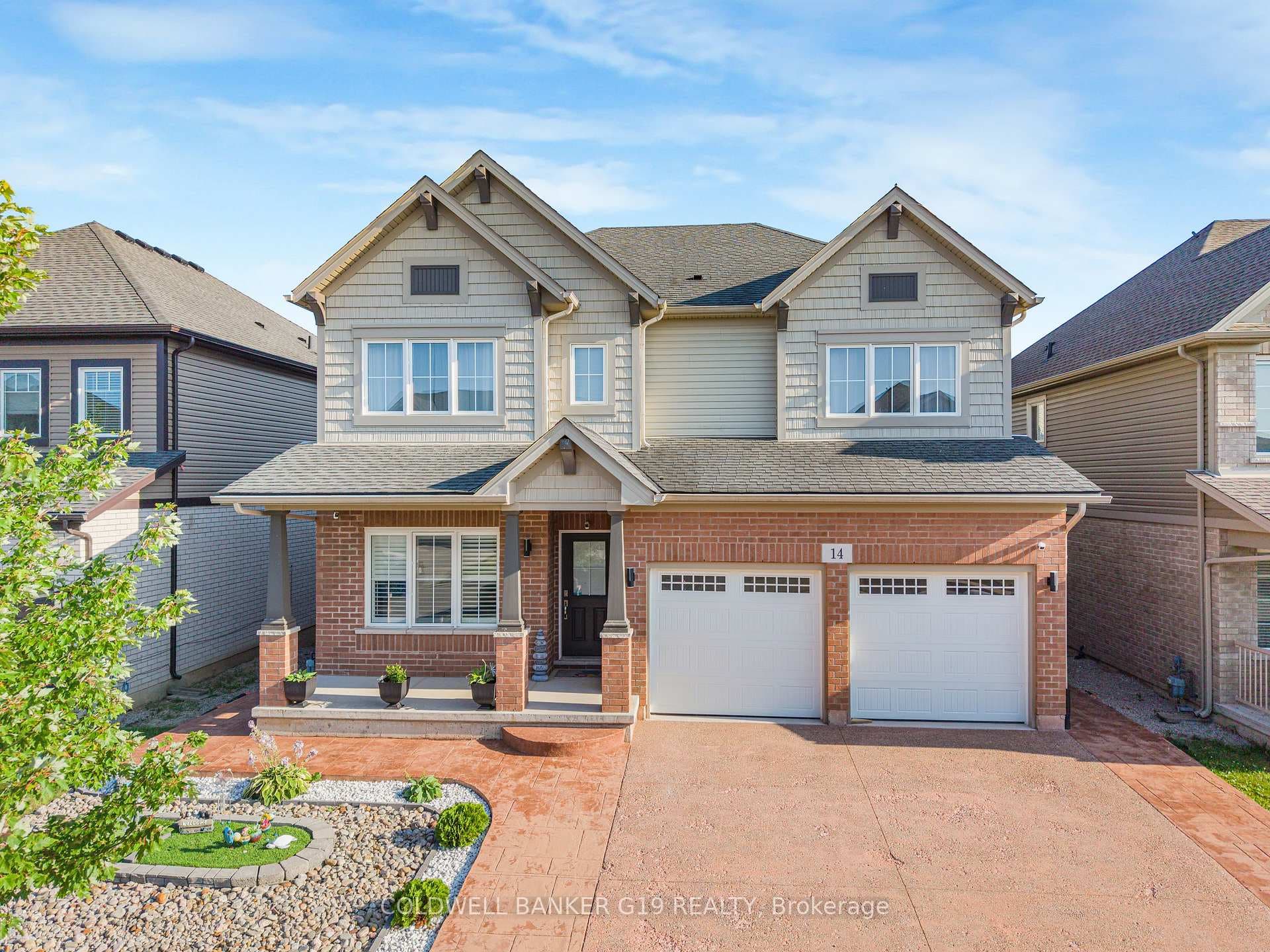 14 Riley Avenue photo 1