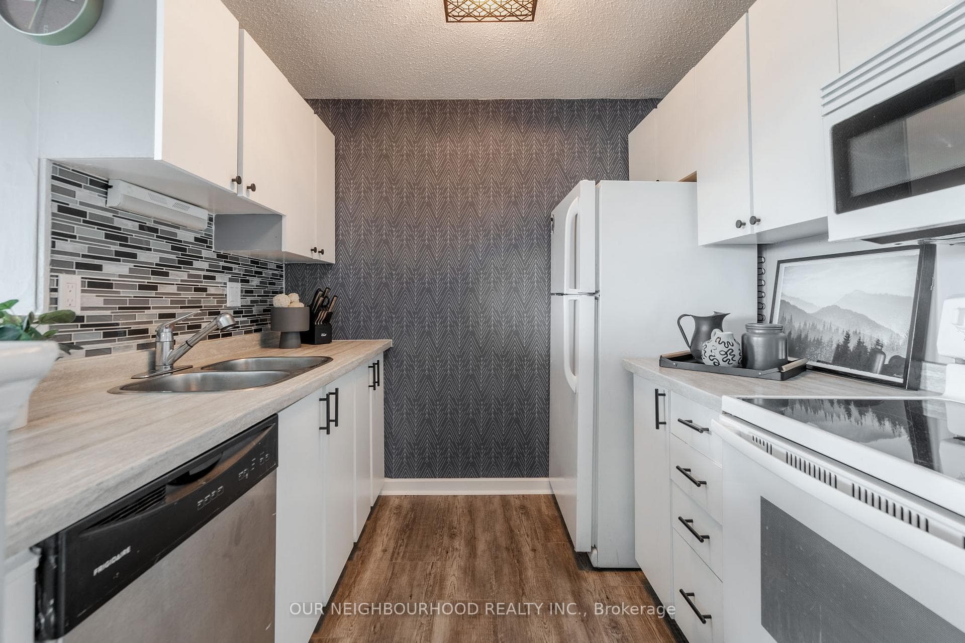 45 Pond Mills Road Unit 801 photo 10