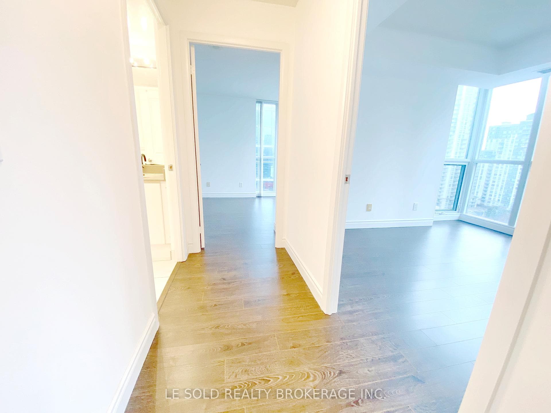 4978 Yonge Street Unit 1615 photo 12
