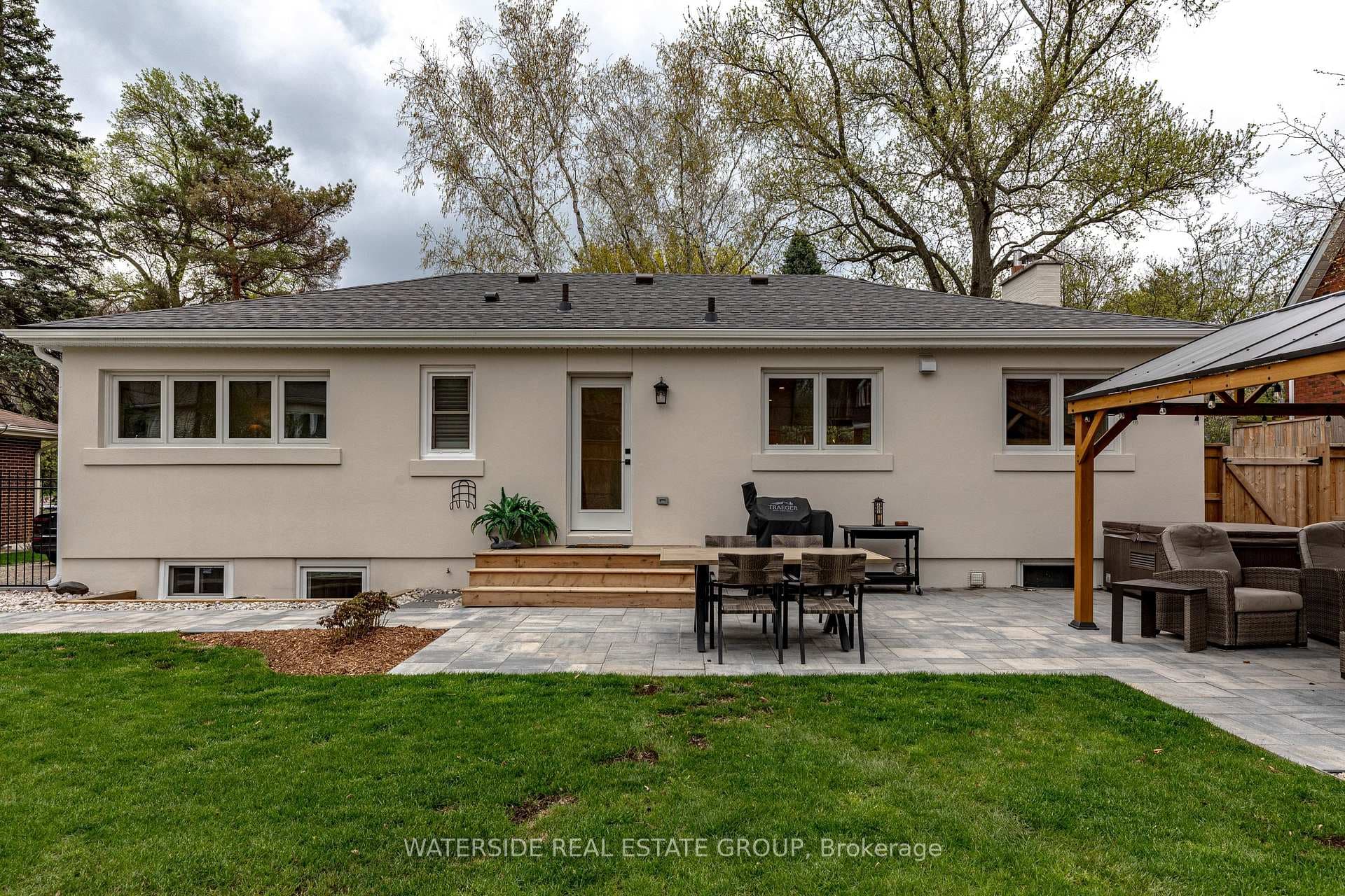 33 Mayfair Avenue photo 30