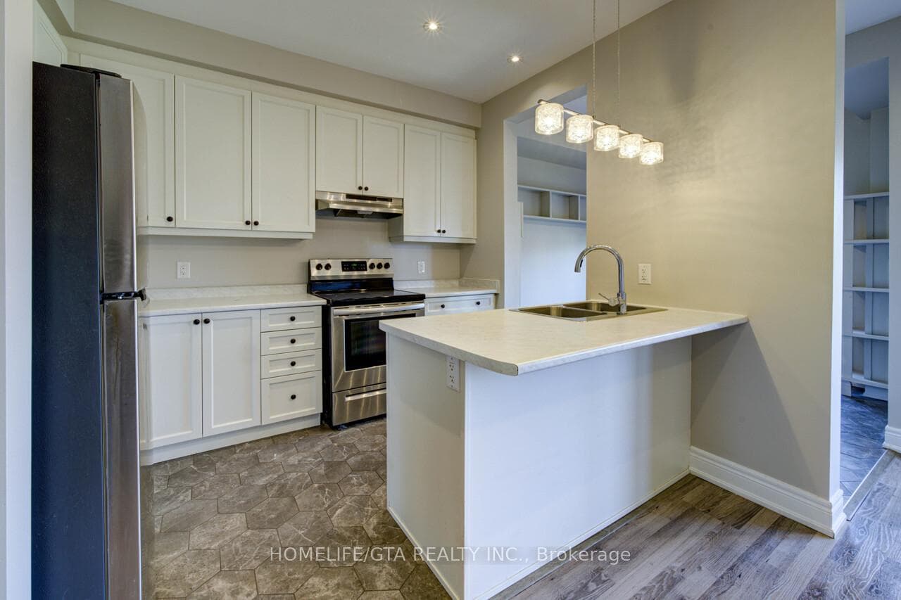 288 ATKINSON Street photo 11