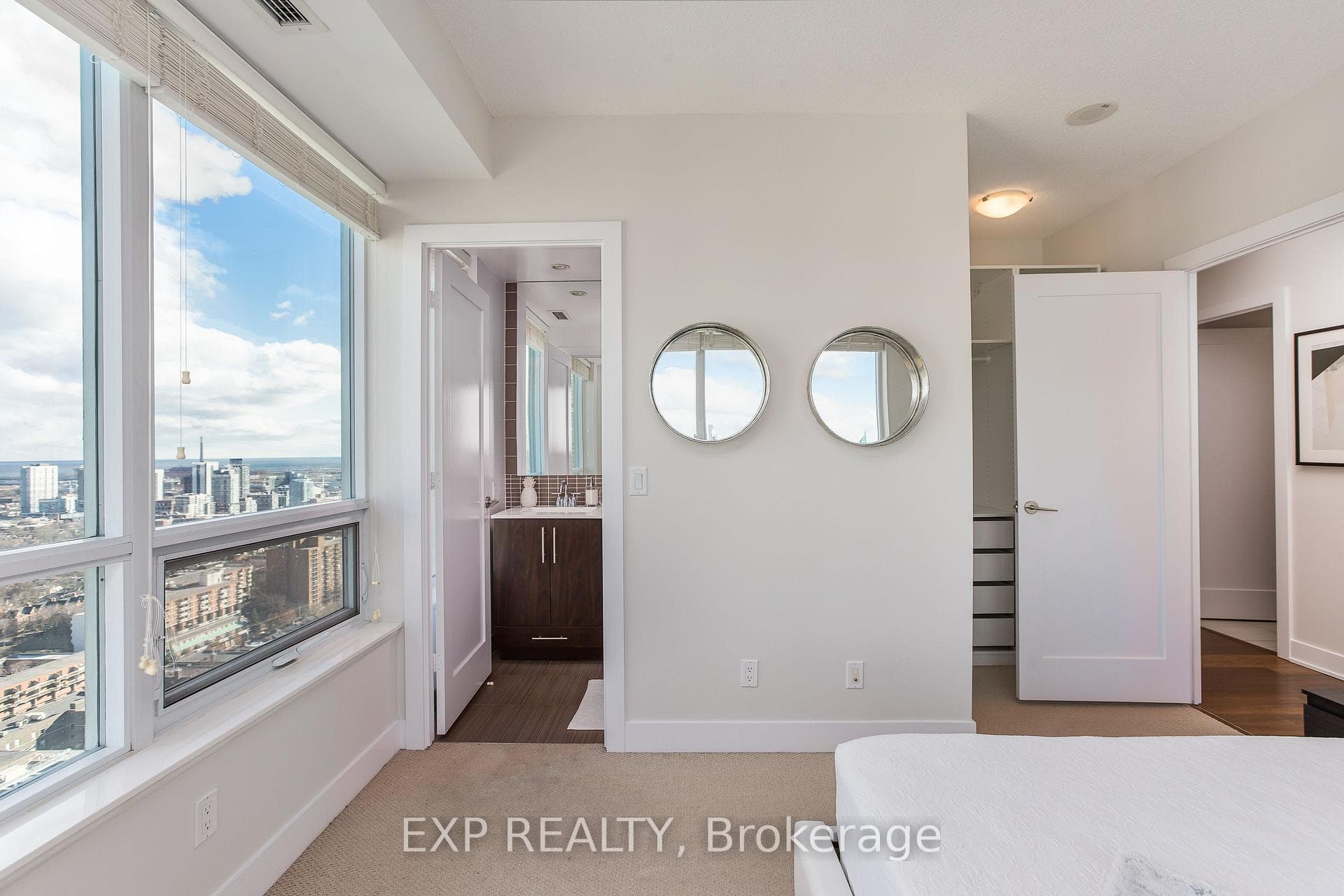 120 Homewood Avenue Unit 2904 photo 13