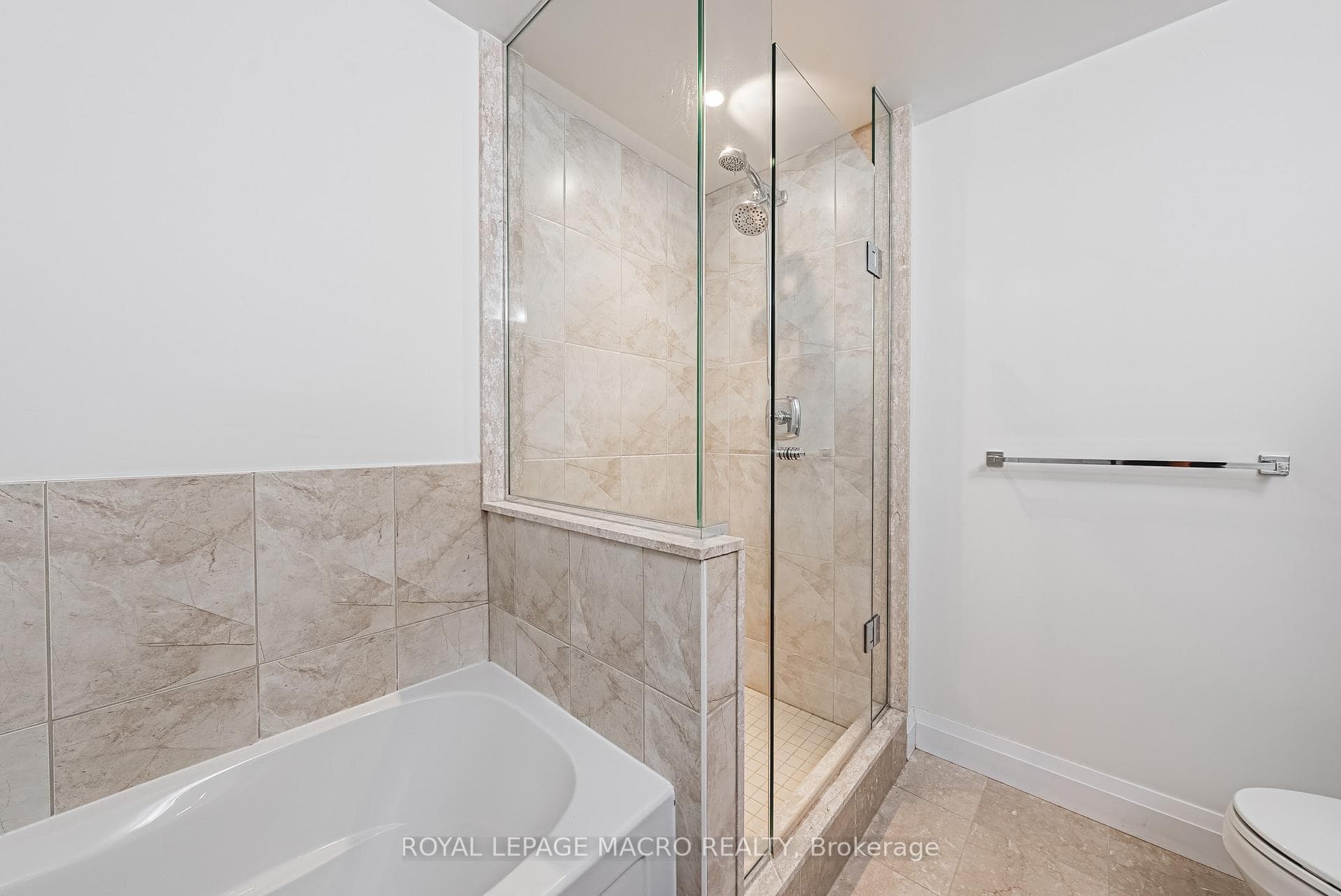 11 Bronte Road Unit 503 photo 12