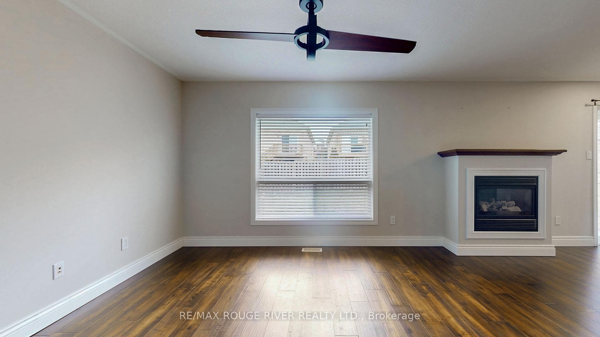 16 Aylesworth Avenue photo 8