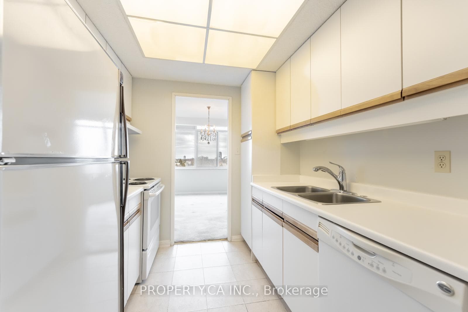 3000 Bathurst Street Unit 802 photo 12