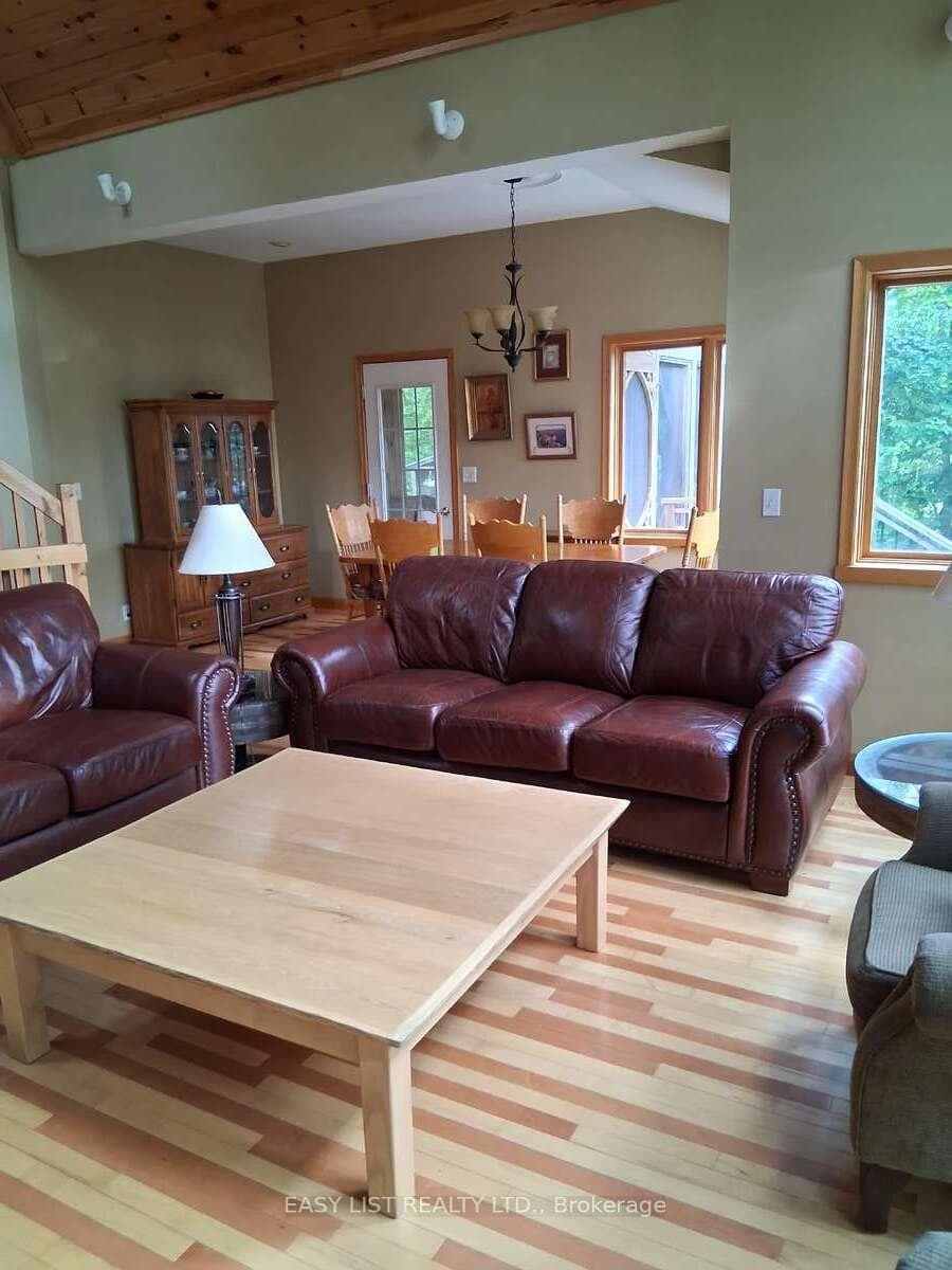 175 Old Man's Lake Lane photo 11