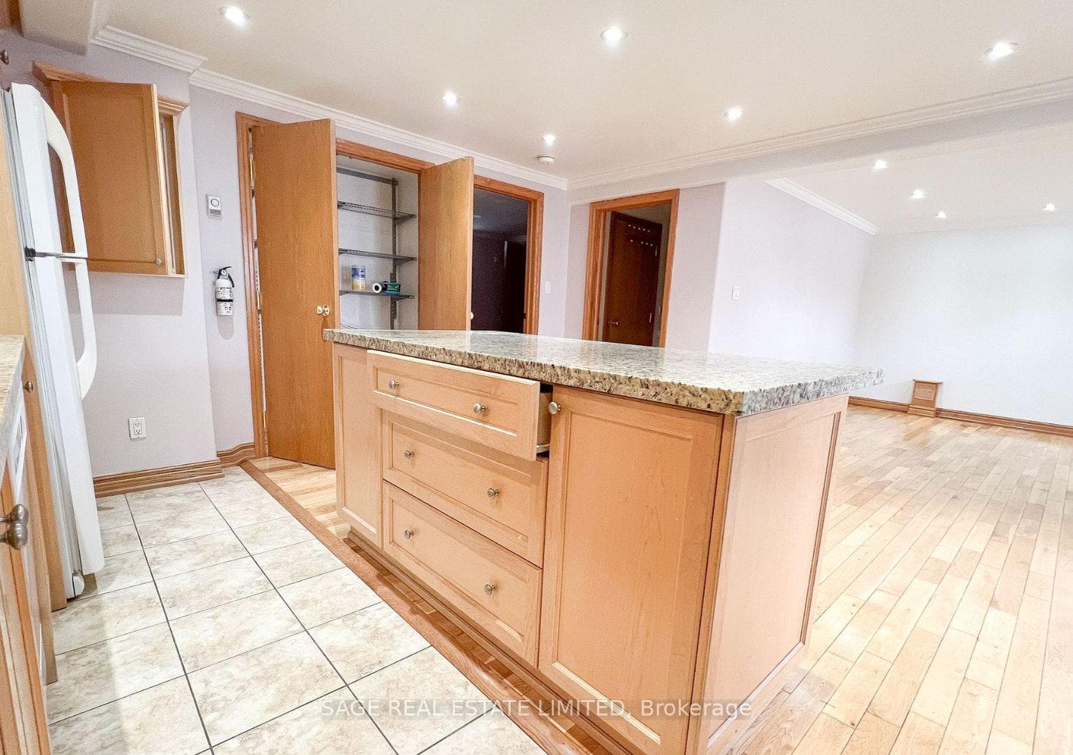 50 Jane Street Unit Unit B photo 4
