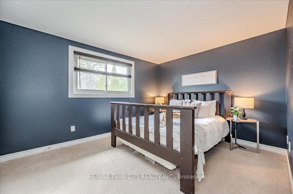 63 Markwood Drive photo 28