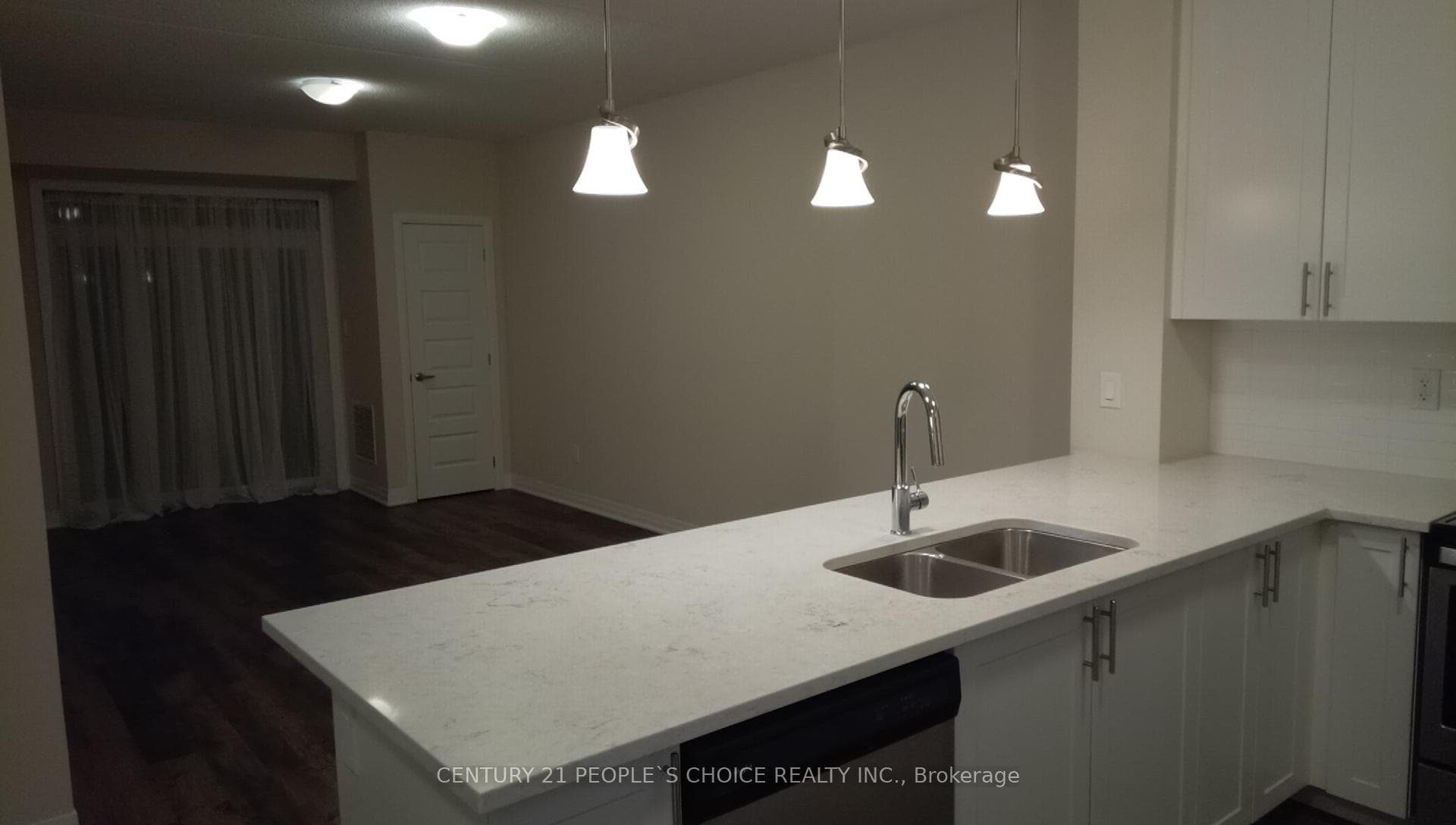 610 Farmstead Drive Unit 212 photo 11