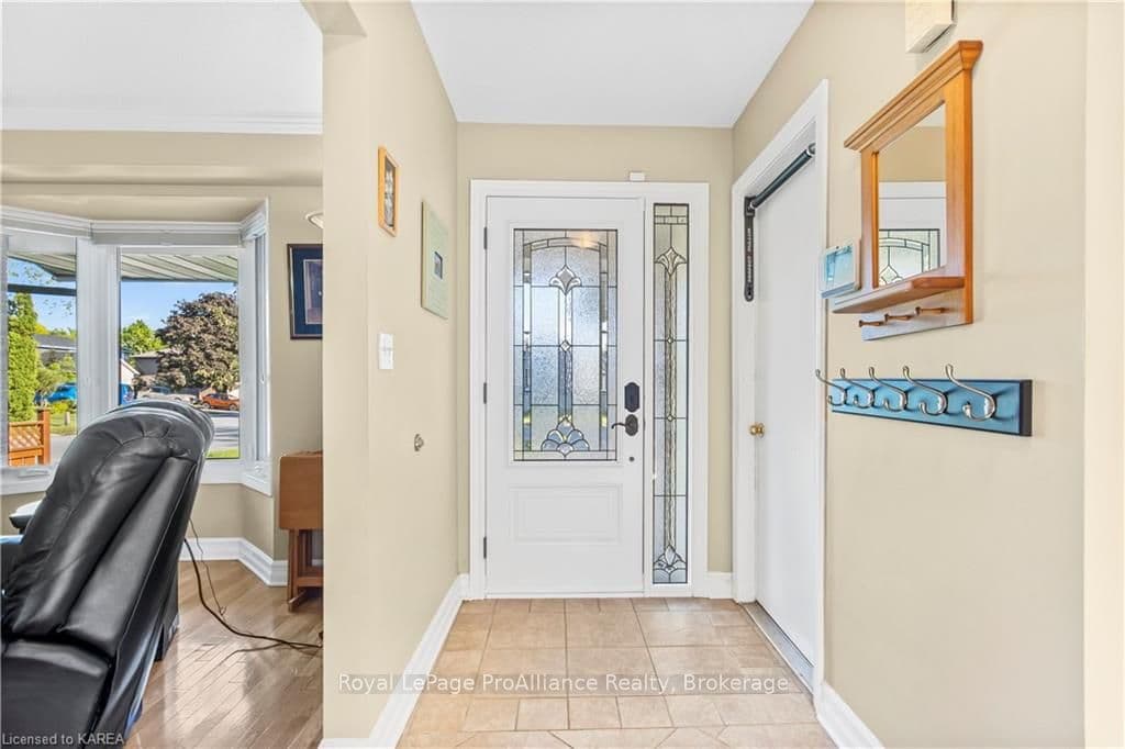 134 GRENADIER Drive photo 10