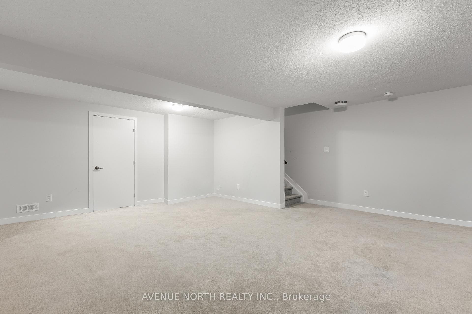 834 Bascule Place photo 15