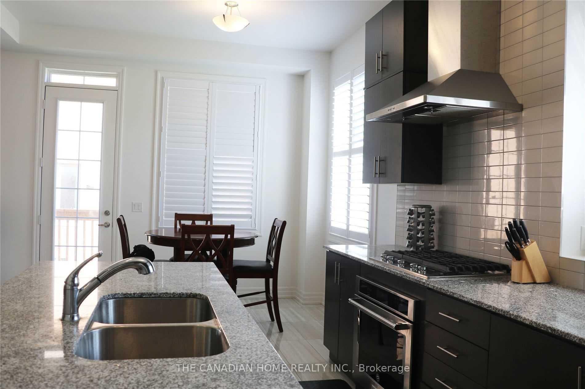 38 Spruce Avenue photo 9