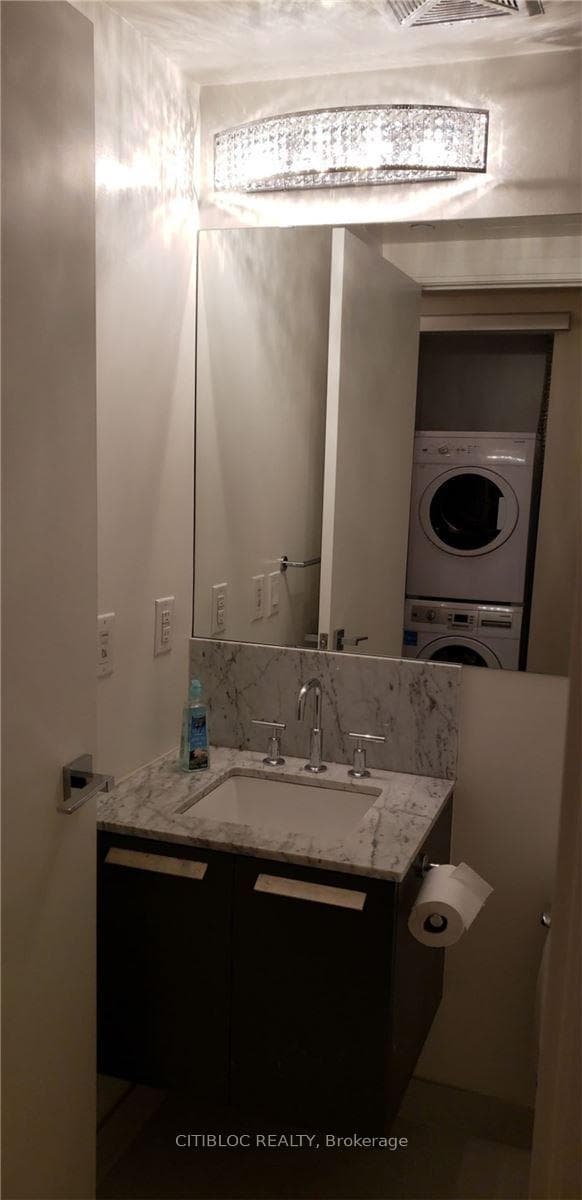 42 Charles Street Unit 1607 photo 5