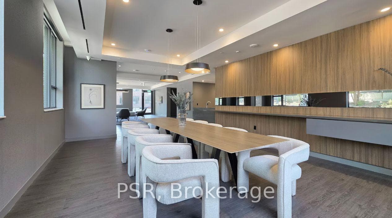 4365 Bloor Street Unit 914 photo 15
