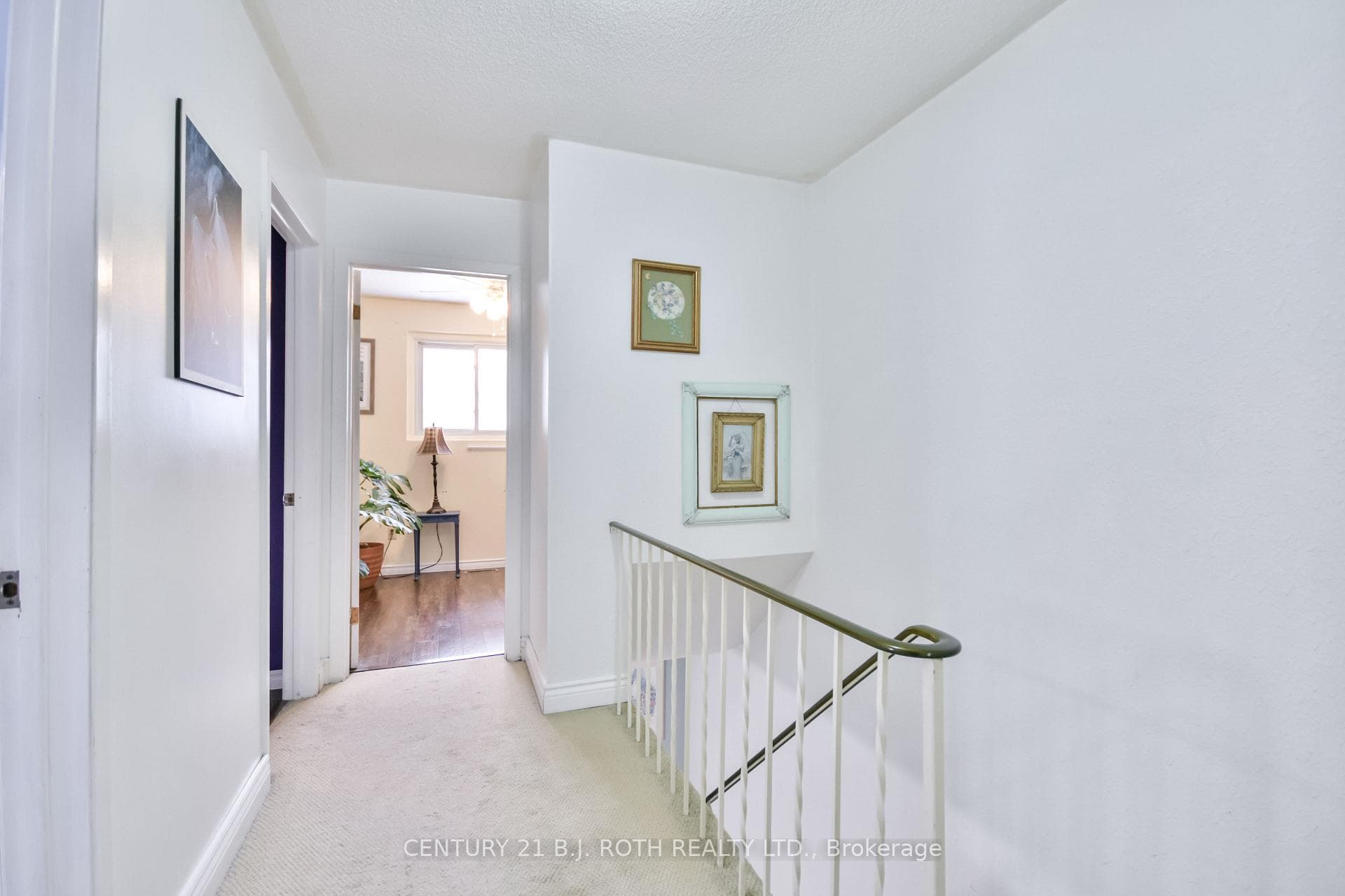 57 Highcroft Road photo 22