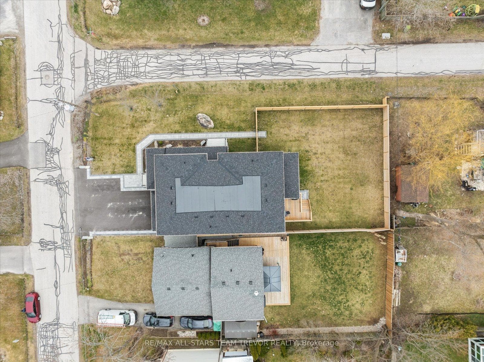 315 Pasadena Drive photo 38