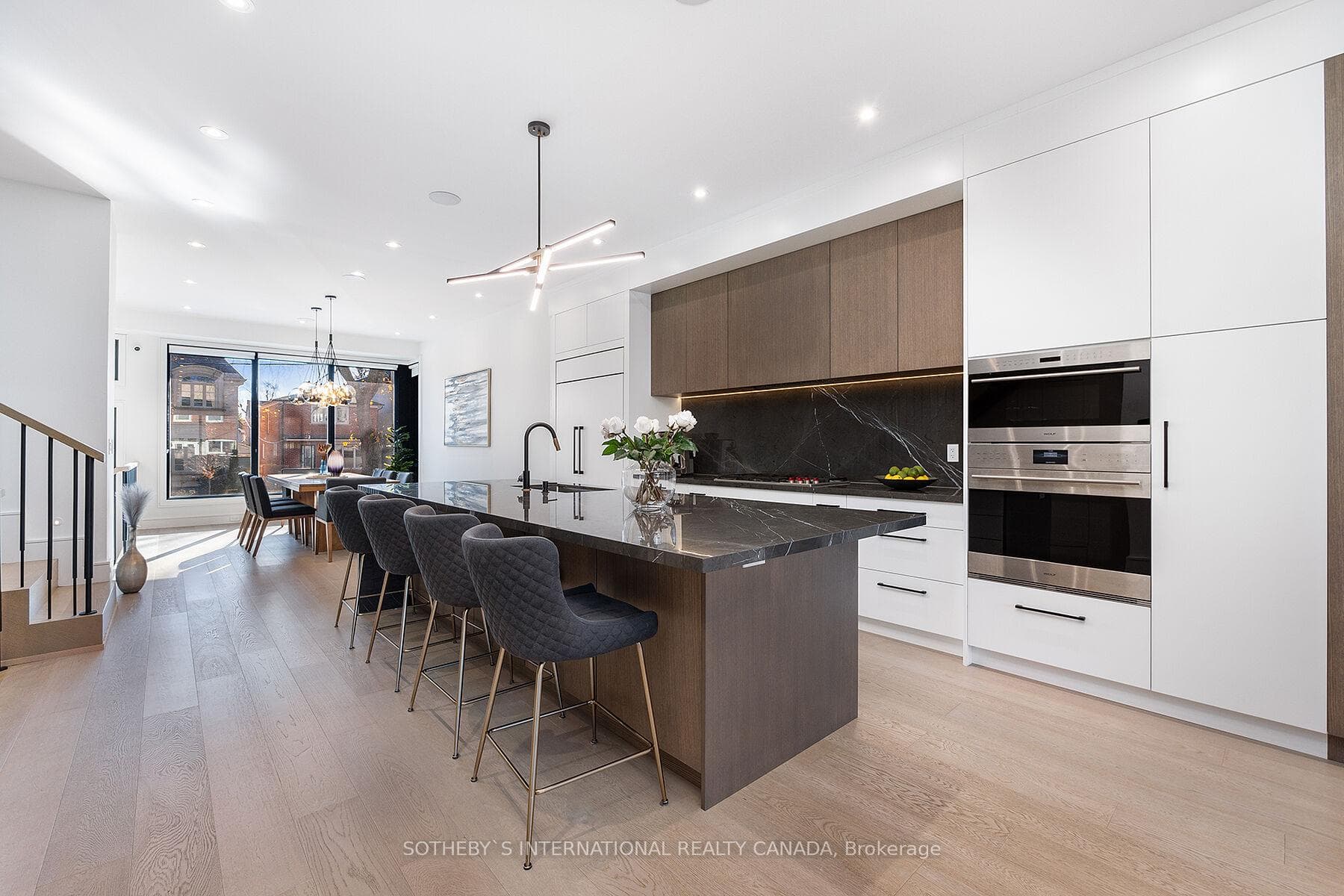272 Cranbrooke Avenue photo 11