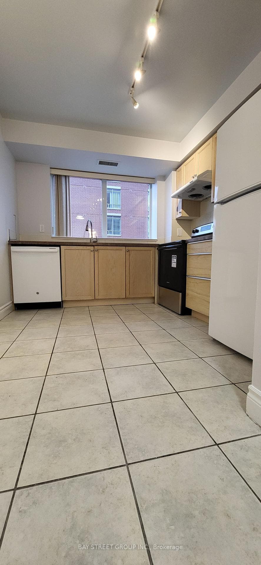 2 Clairtrell Road Unit 1110 photo 9