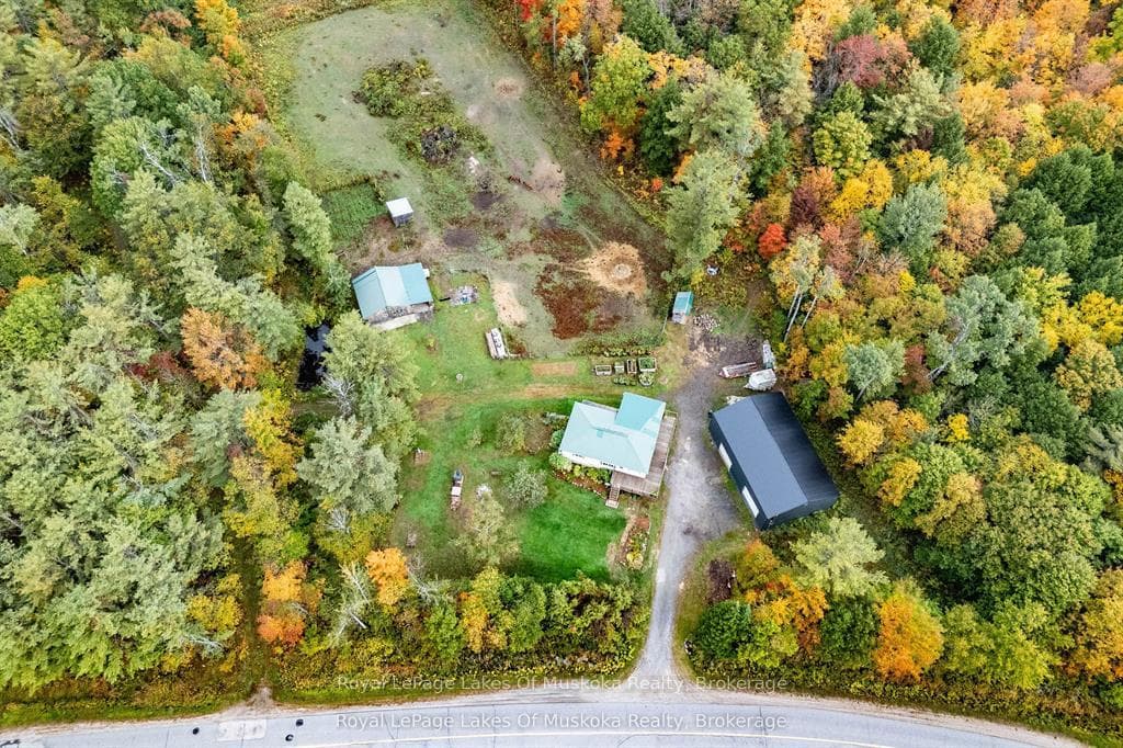 1741 Doe Lake Road photo 32