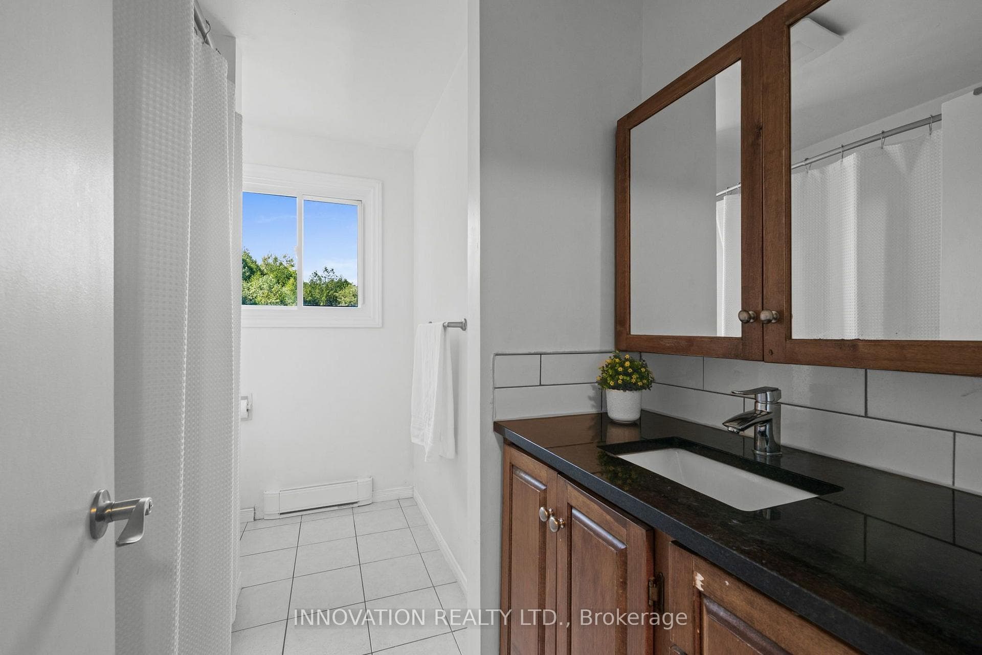 658 Kitley 3 Line photo 23