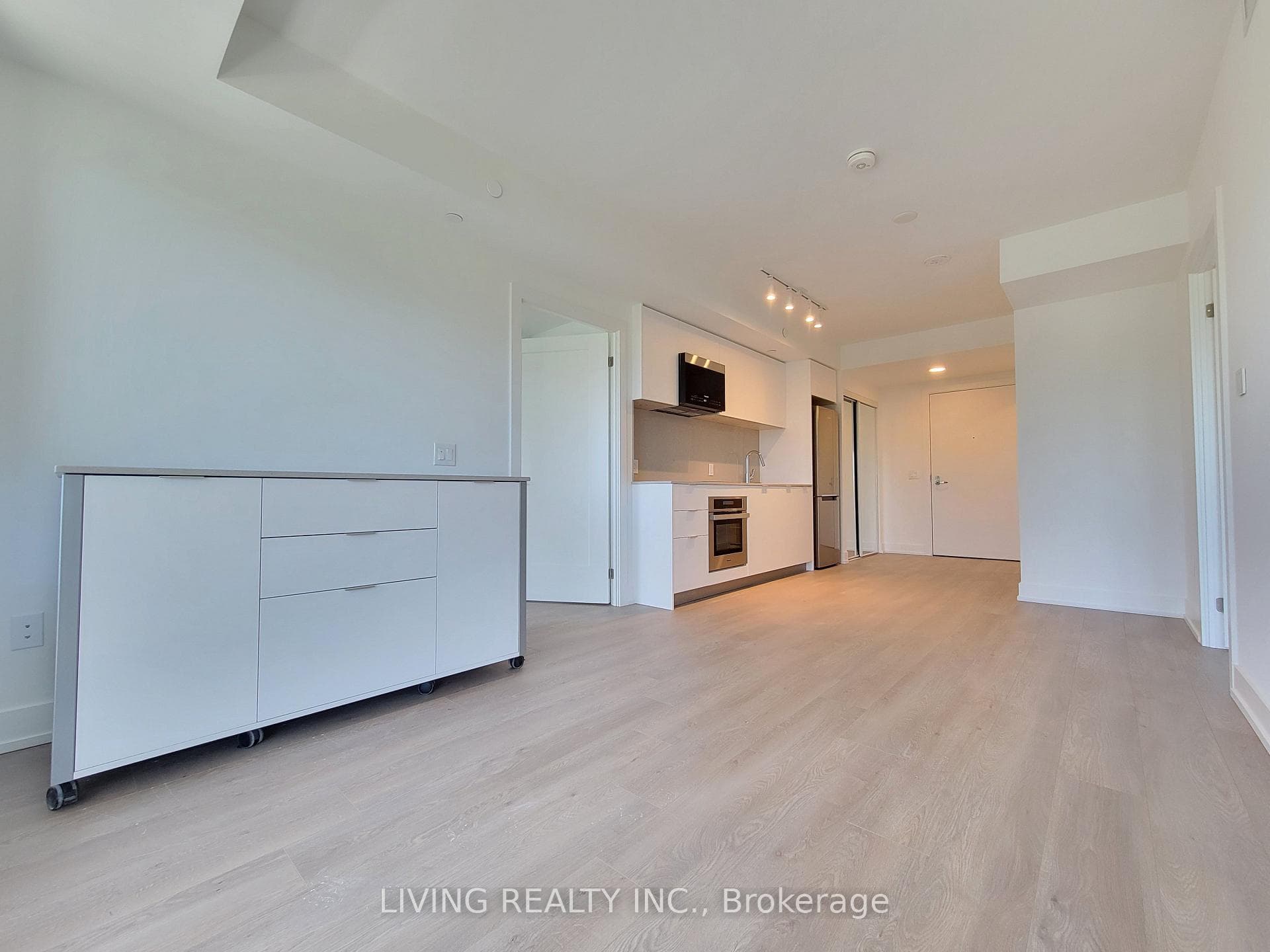 8 Cedarland Drive Unit 811 photo 8