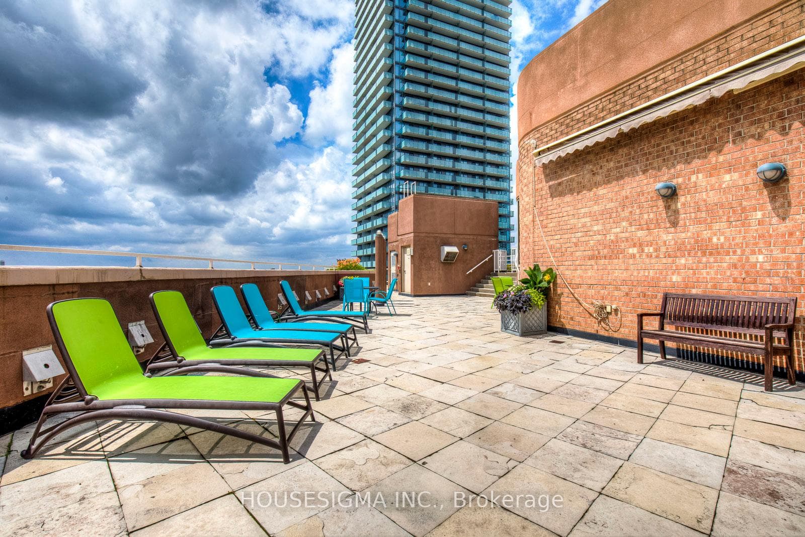 1055 Bay Street Unit 1708 photo 26