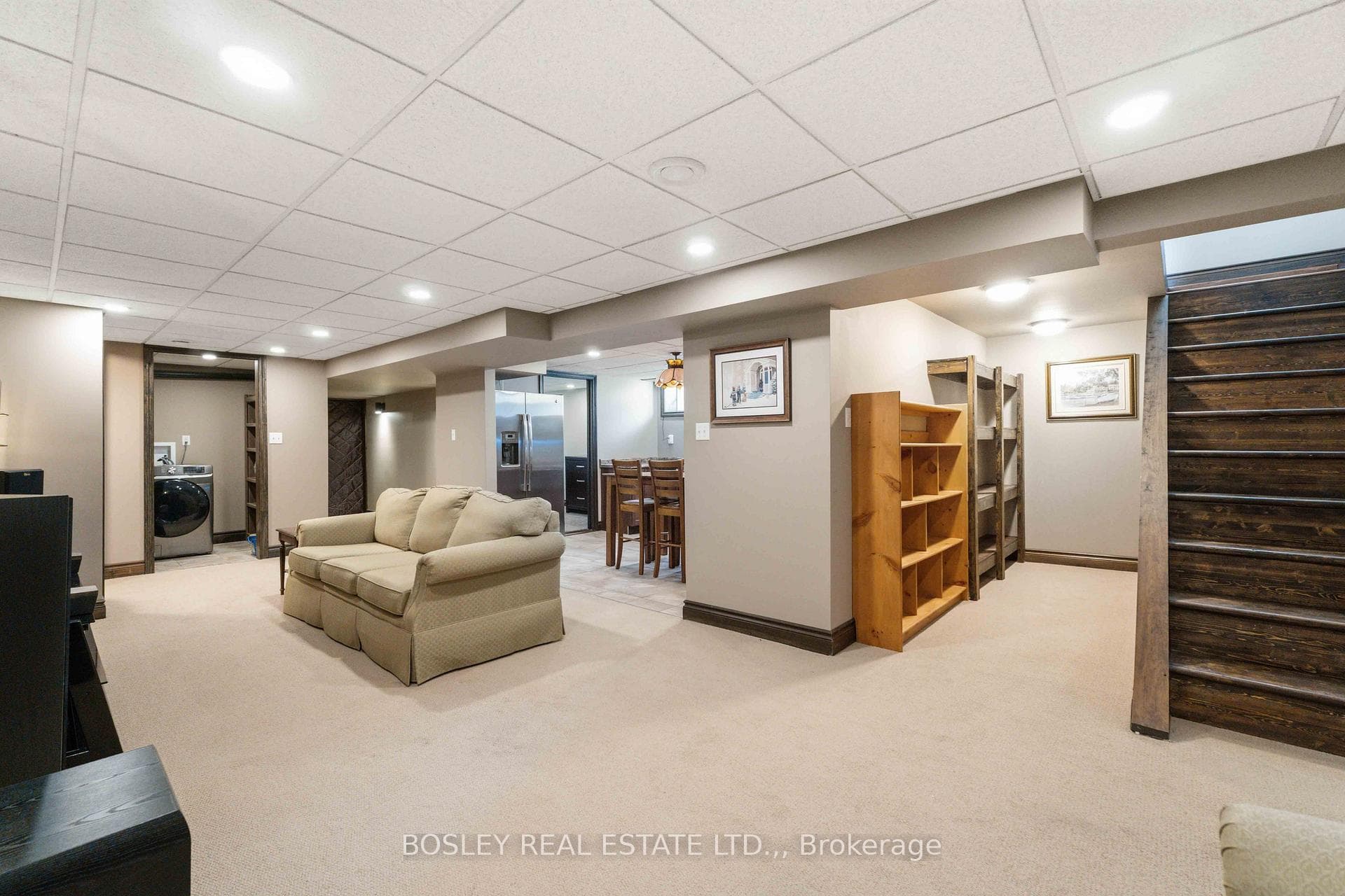Lower level - complete 1 bdrm suite