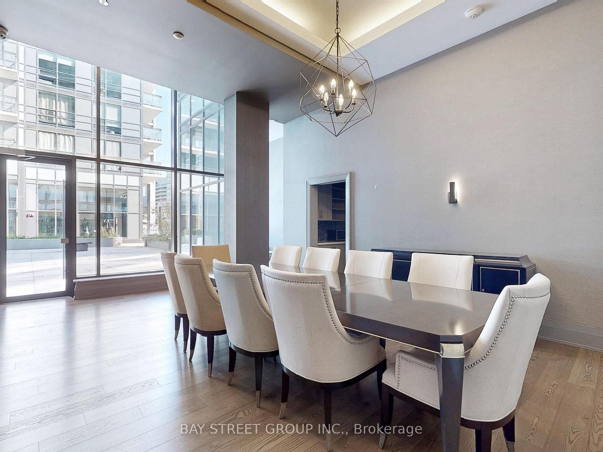 460 Adelaide Street Unit 1211 photo 29