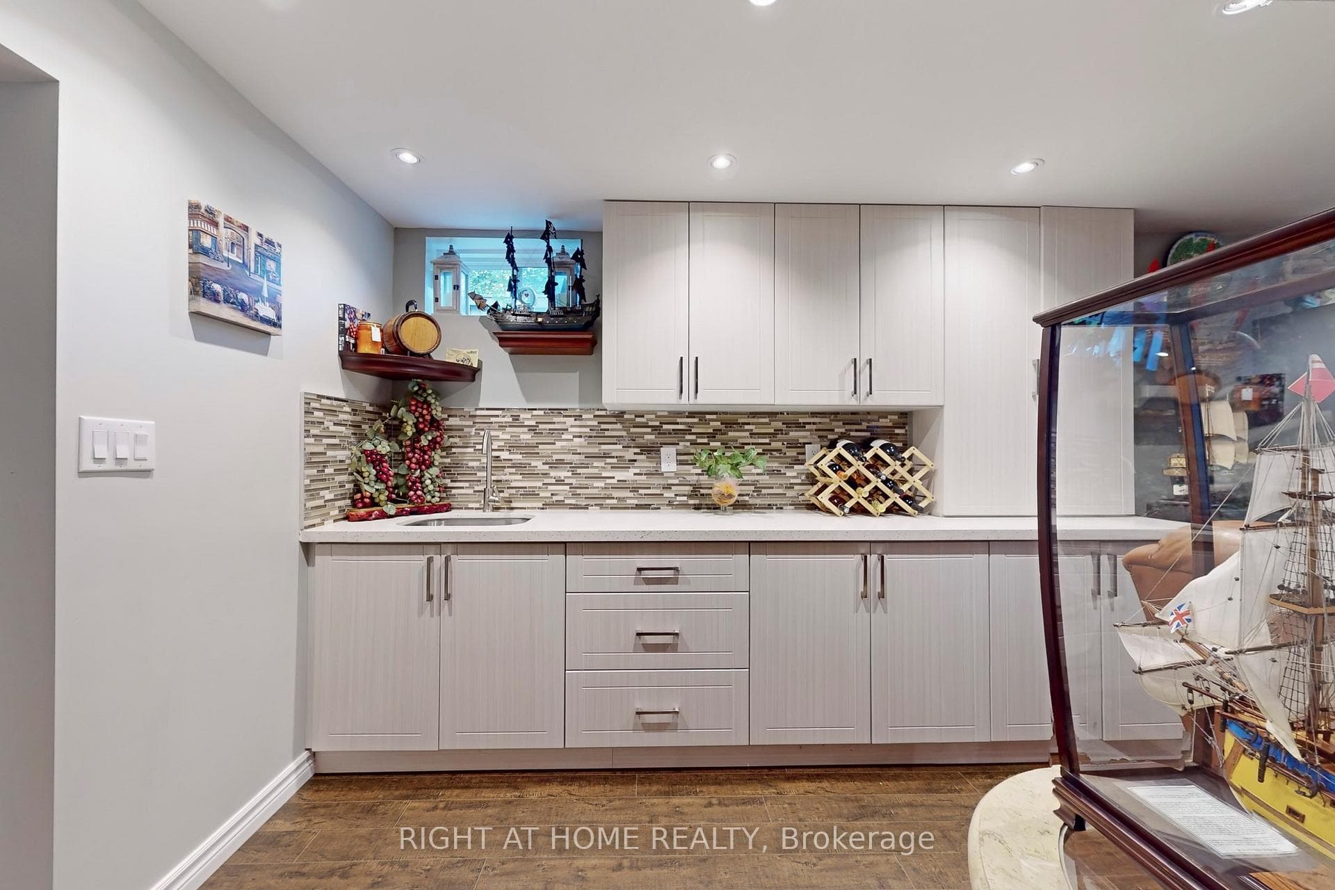 49 Giotto Crescent photo 31