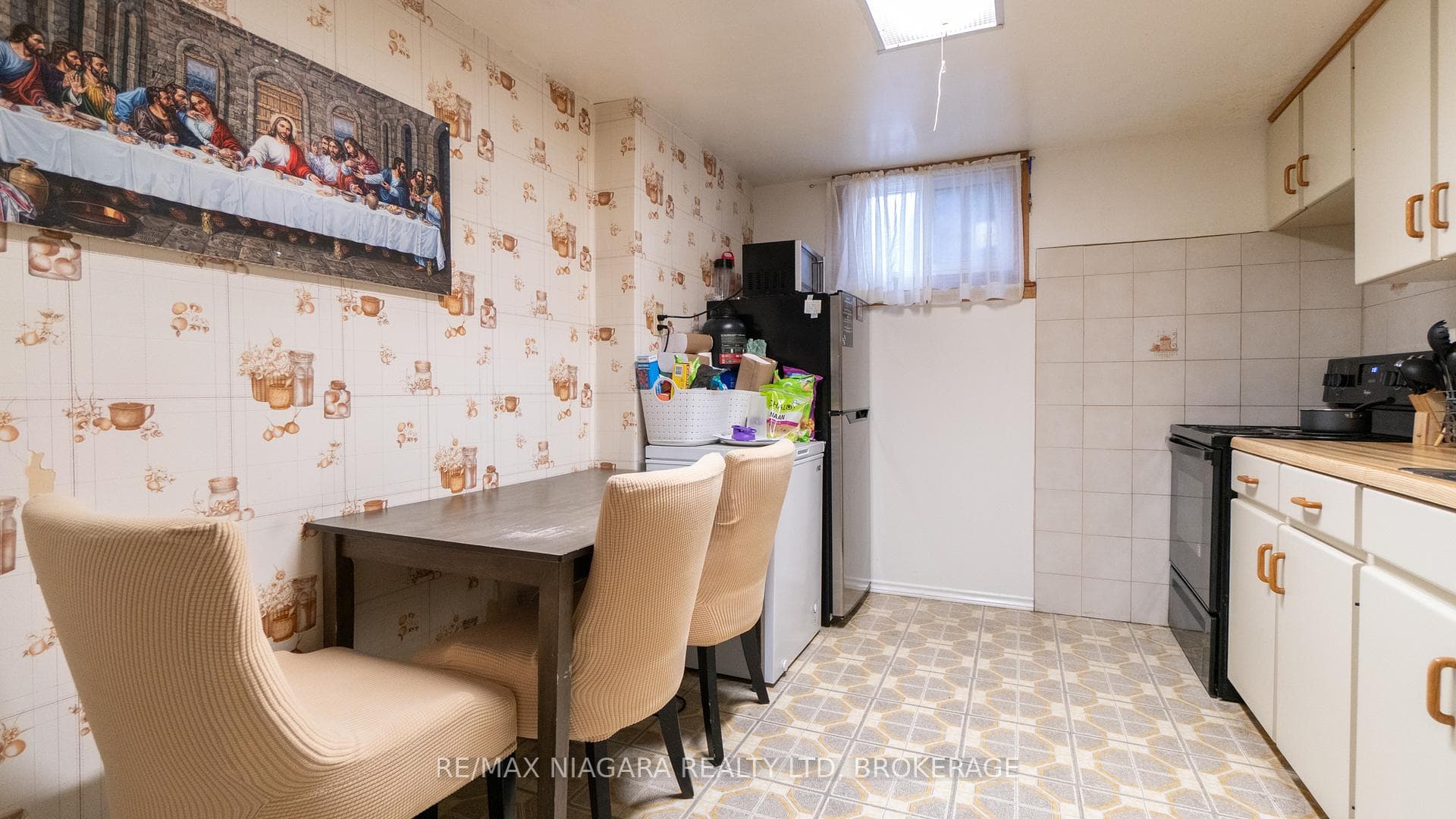 6543 ST. JOHN Street photo 22