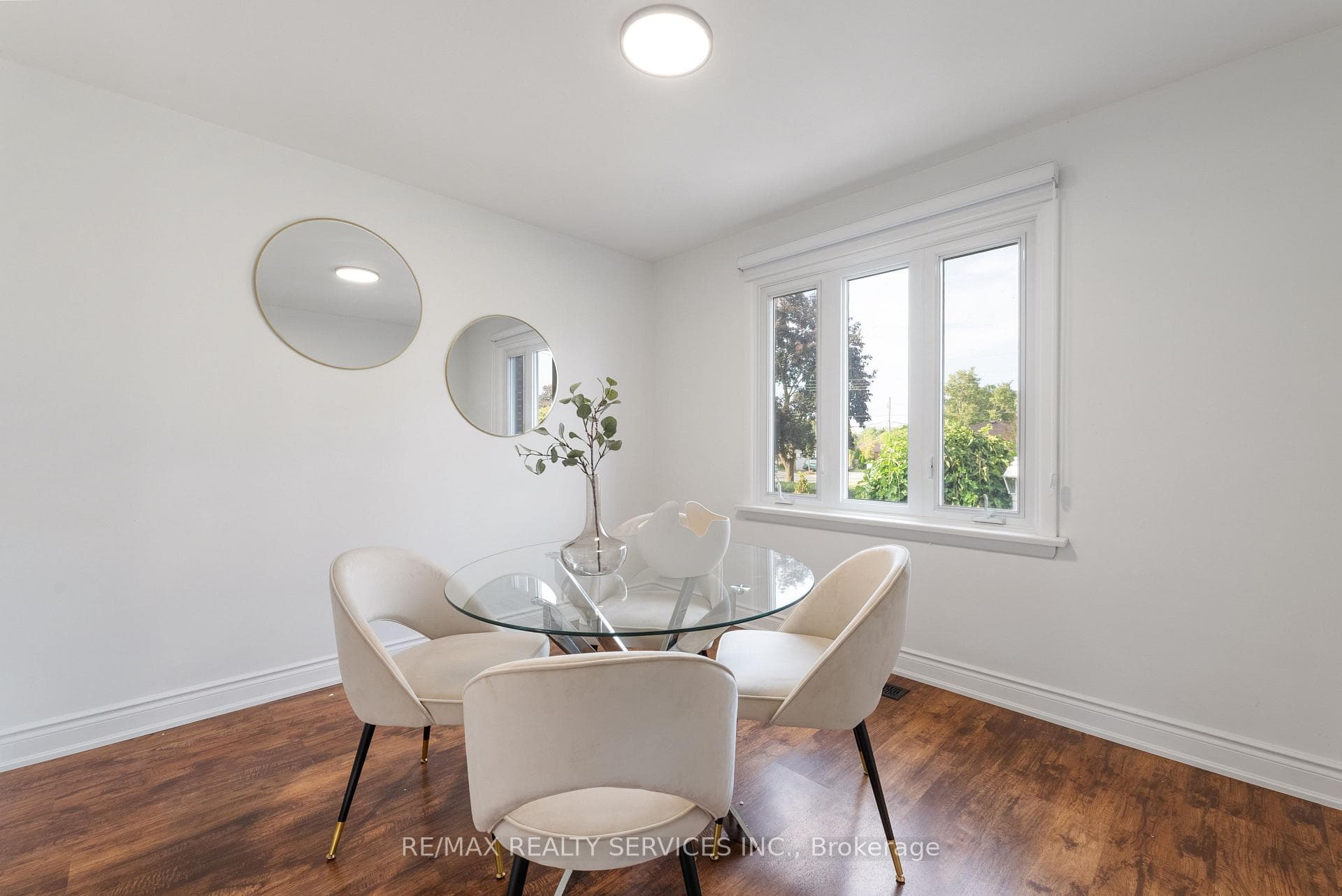 54 Orphir Road photo 10