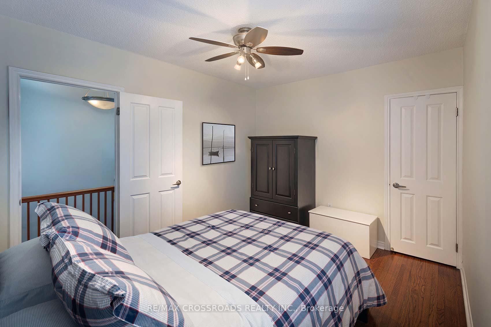 463 Milverton Boulevard photo 25