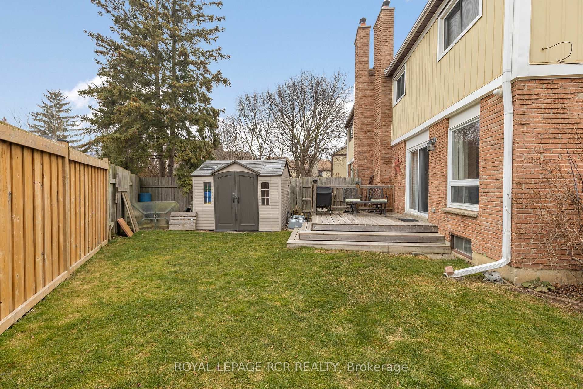 28 Laurier Court photo 26
