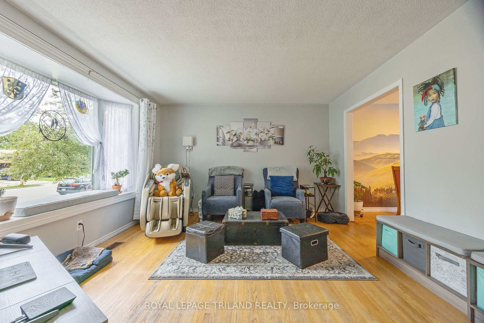 15 Confederation Drive photo 6