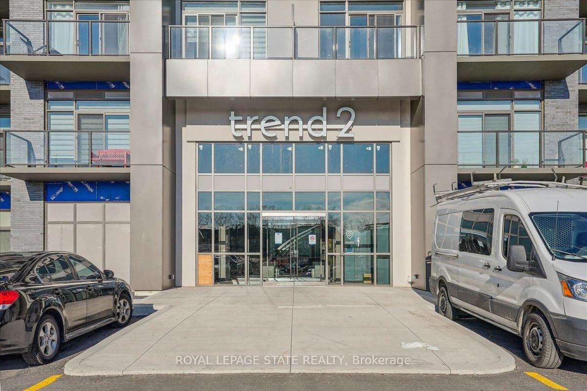 460 Dundas Street Unit 815 photo 7