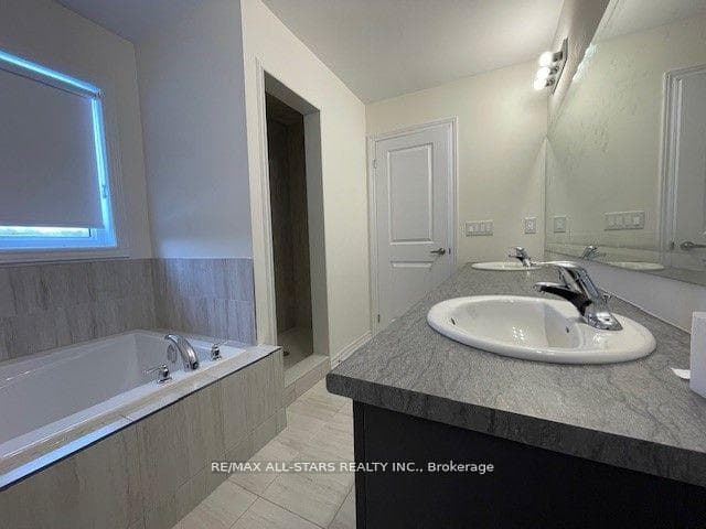 16 Hillcroft Way photo 8