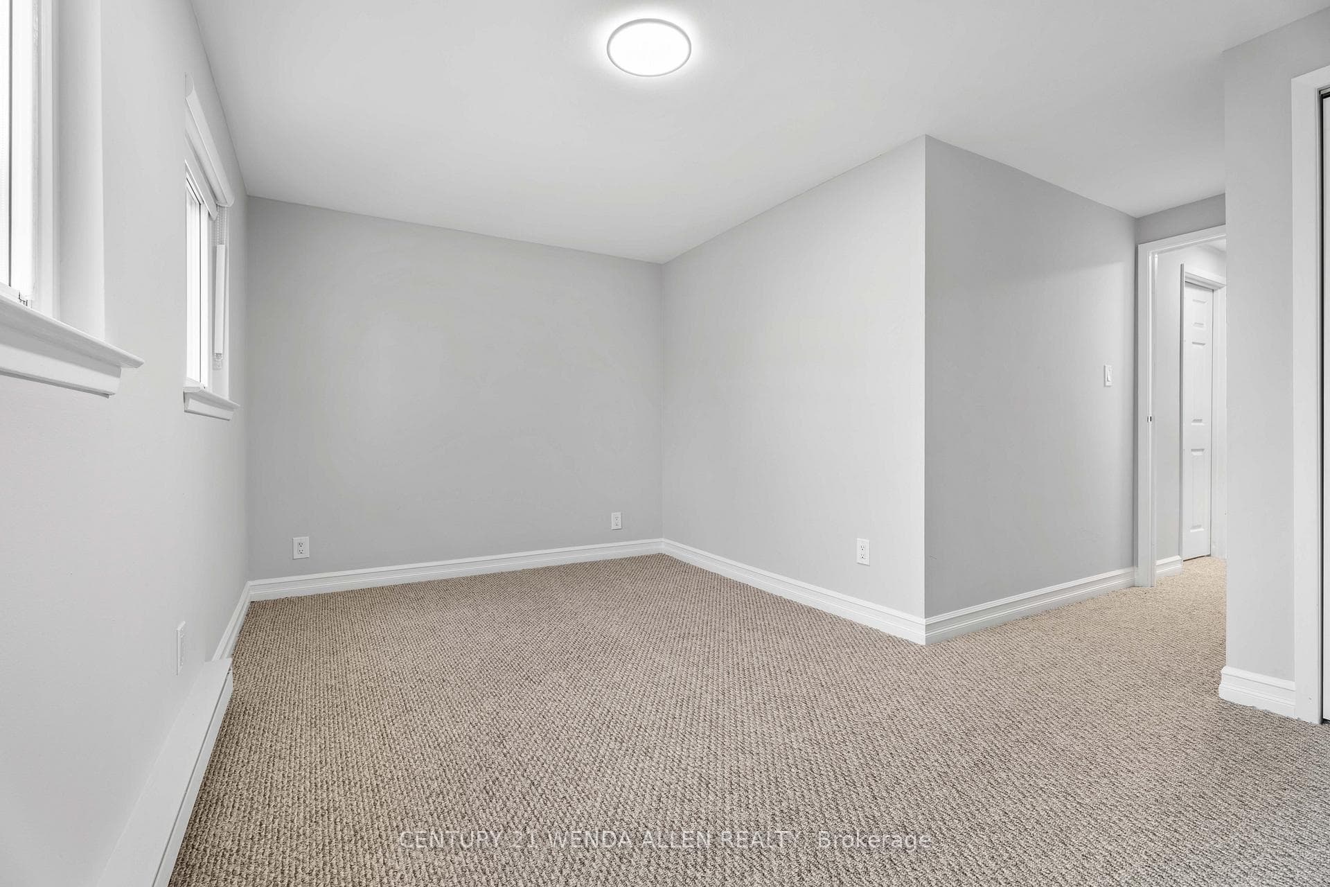 292 Chaleur Avenue photo 15
