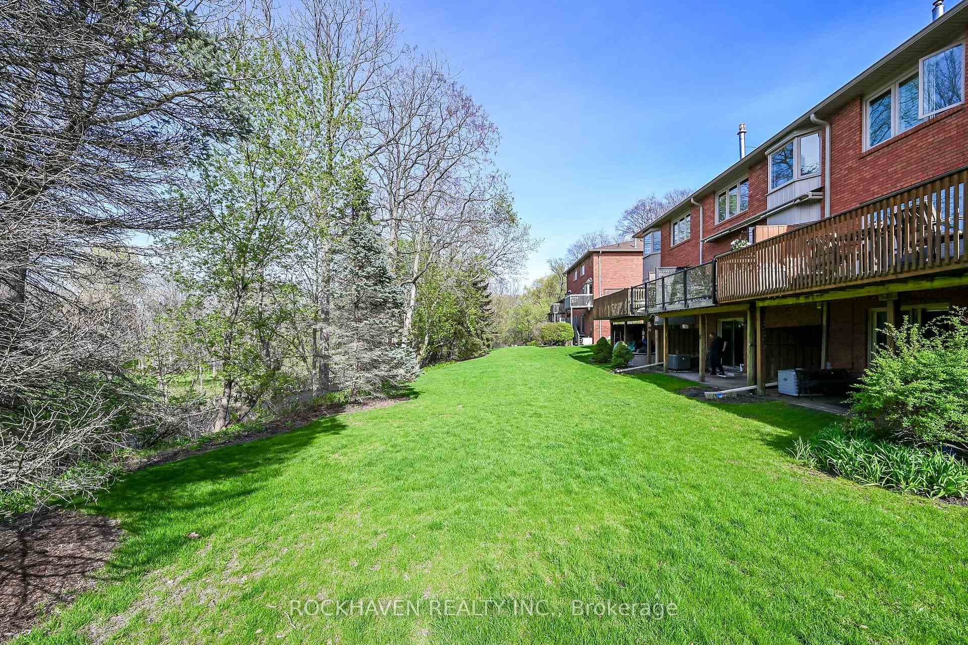 30 Osler Drive Unit 7 photo 41