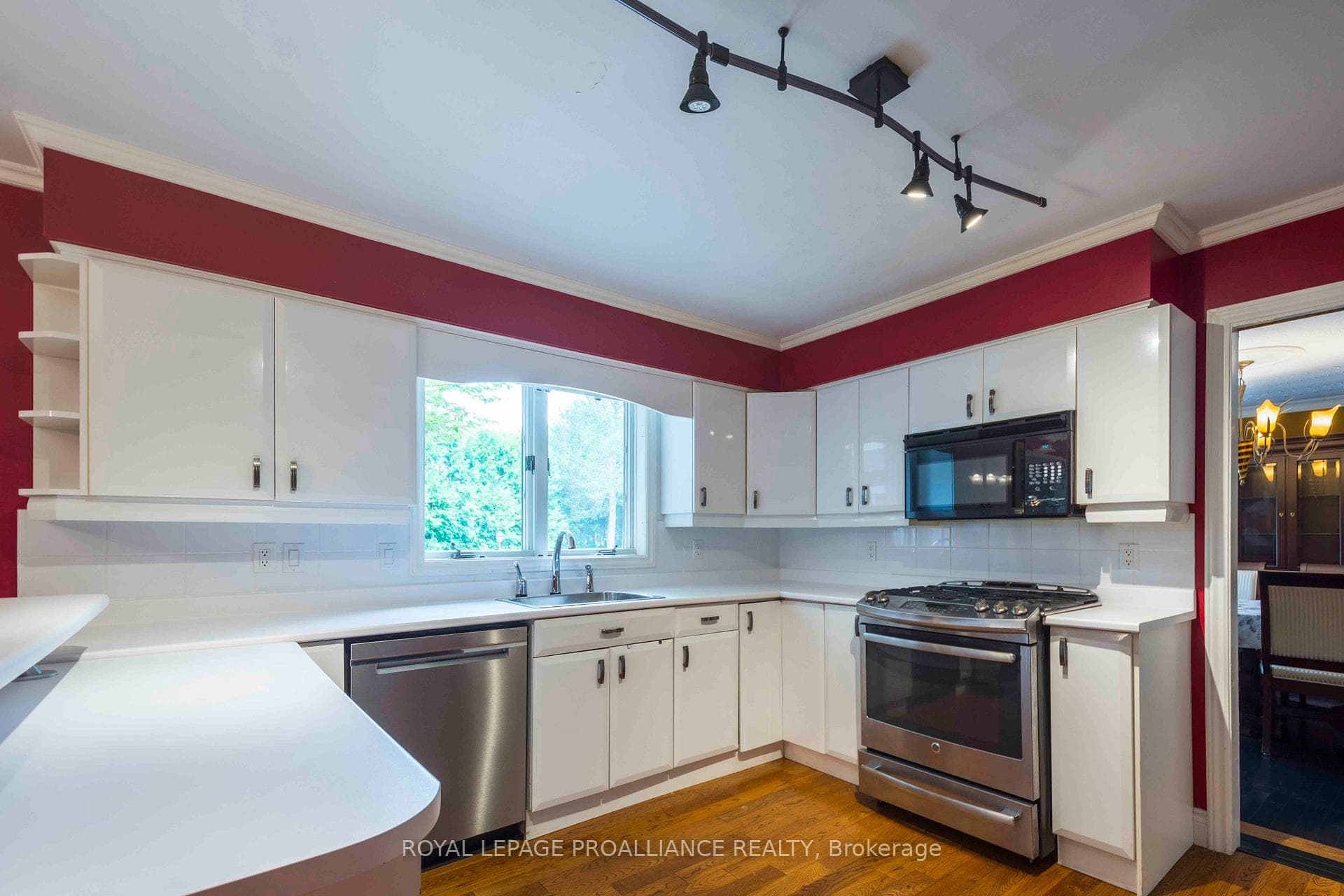 17 Westmount Court photo 13