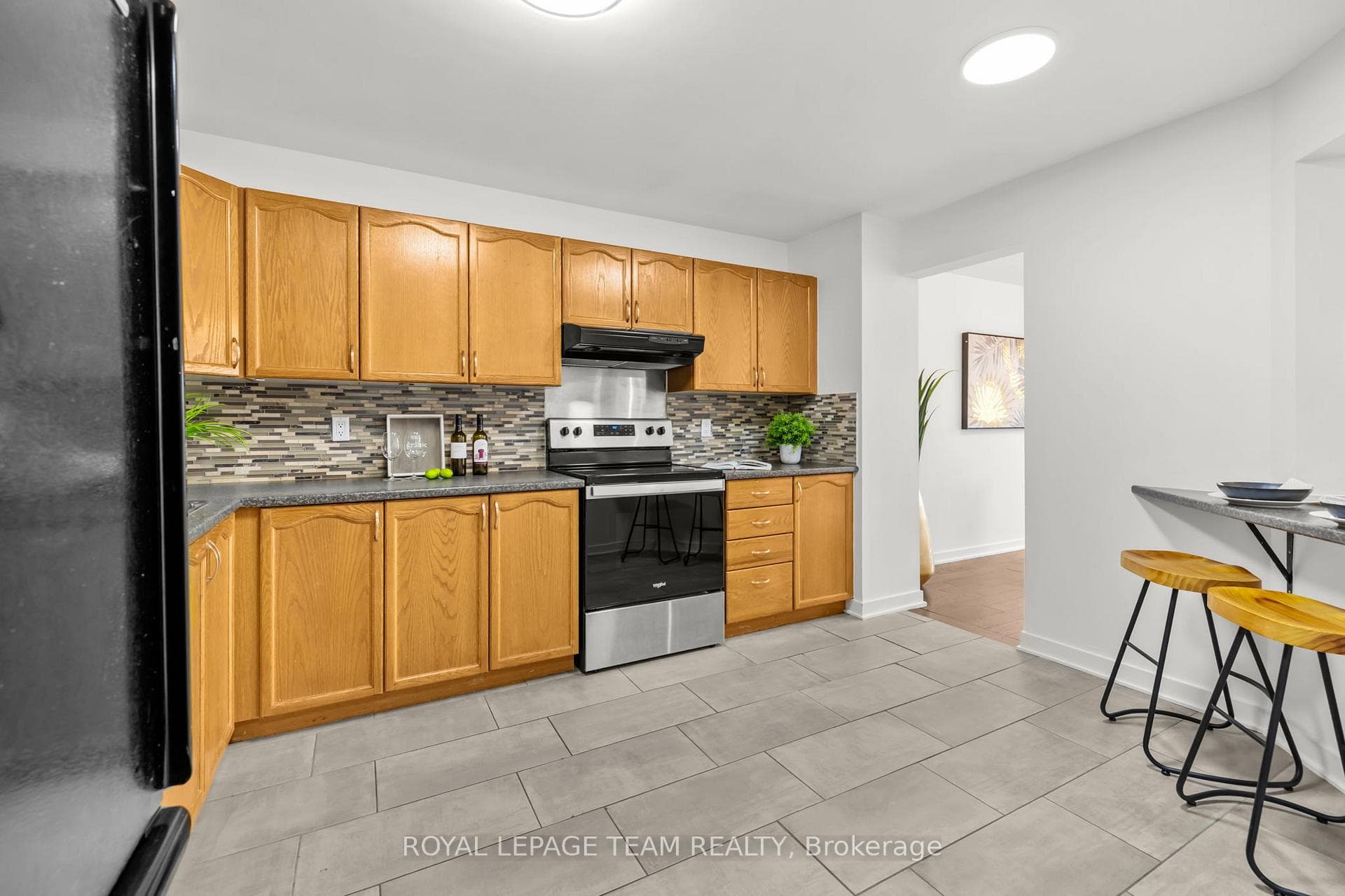91 WINNEGREEN Court photo 13