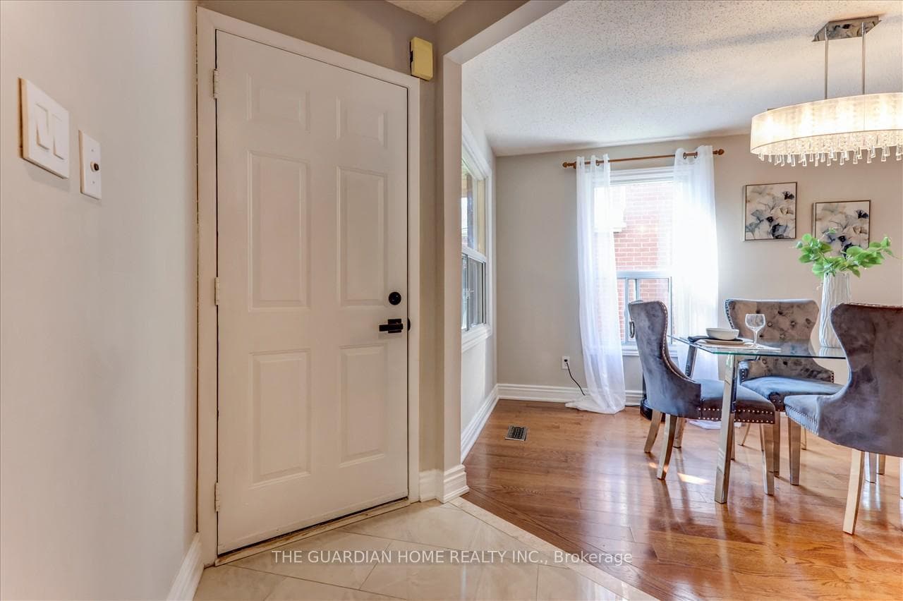 27 Lysander Court photo 7