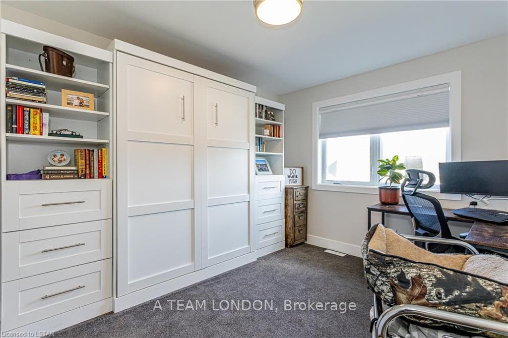 420 BREAKWATER Boulevard photo 28