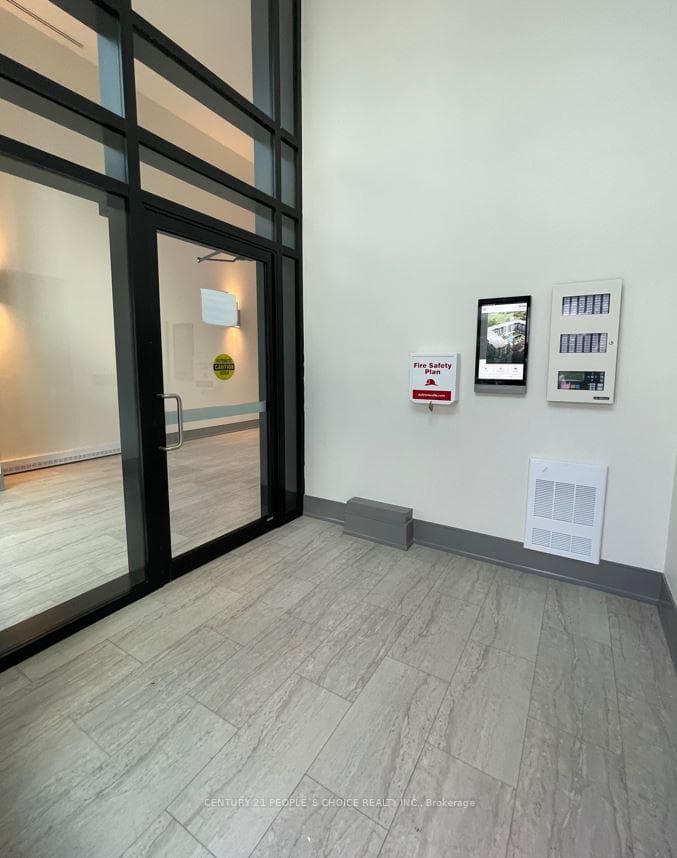 50 Herrick Avenue Unit 208 photo 32