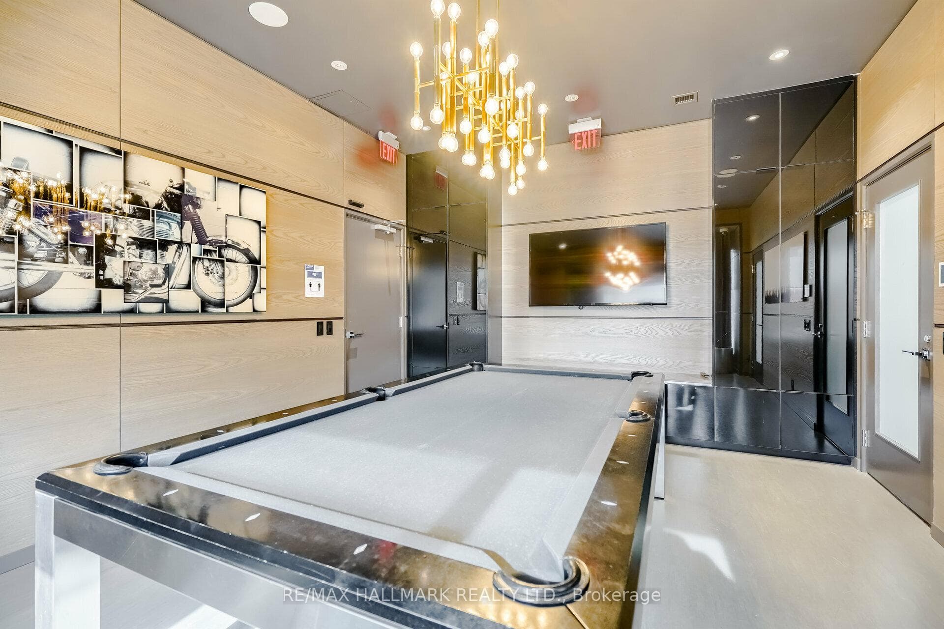 1830 Bloor Street Unit 739 photo 30