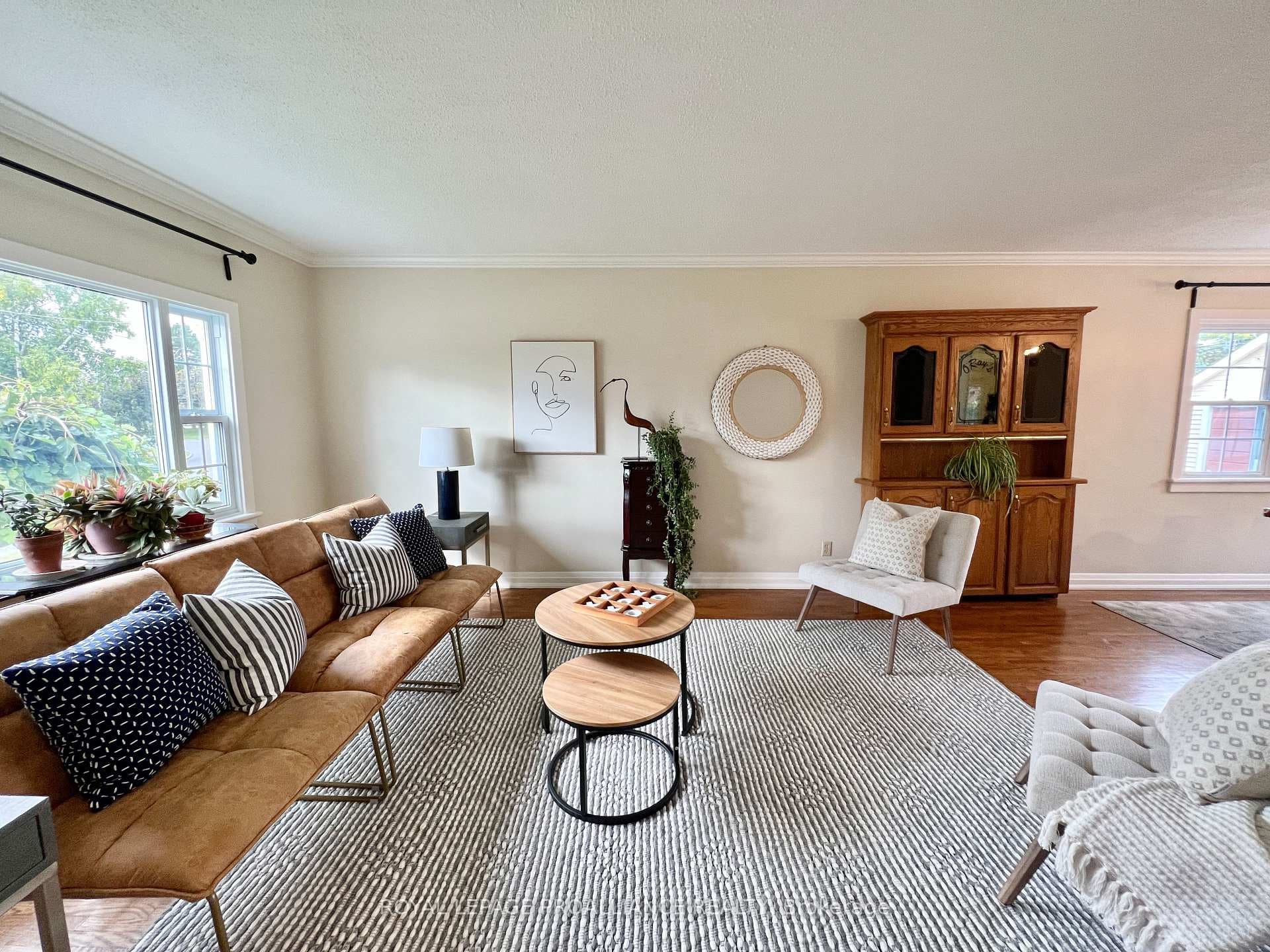 157 Hastings Drive photo 4