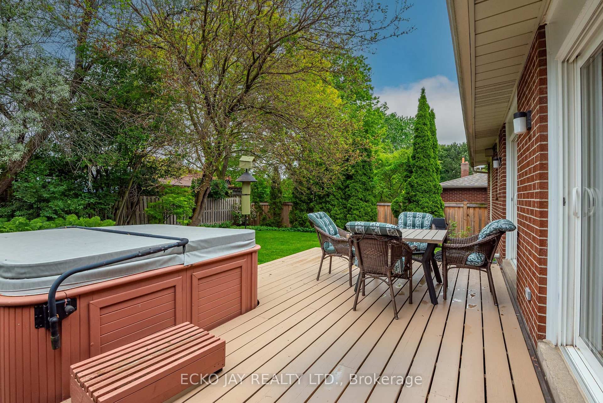 75 Barrydale Crescent photo 22