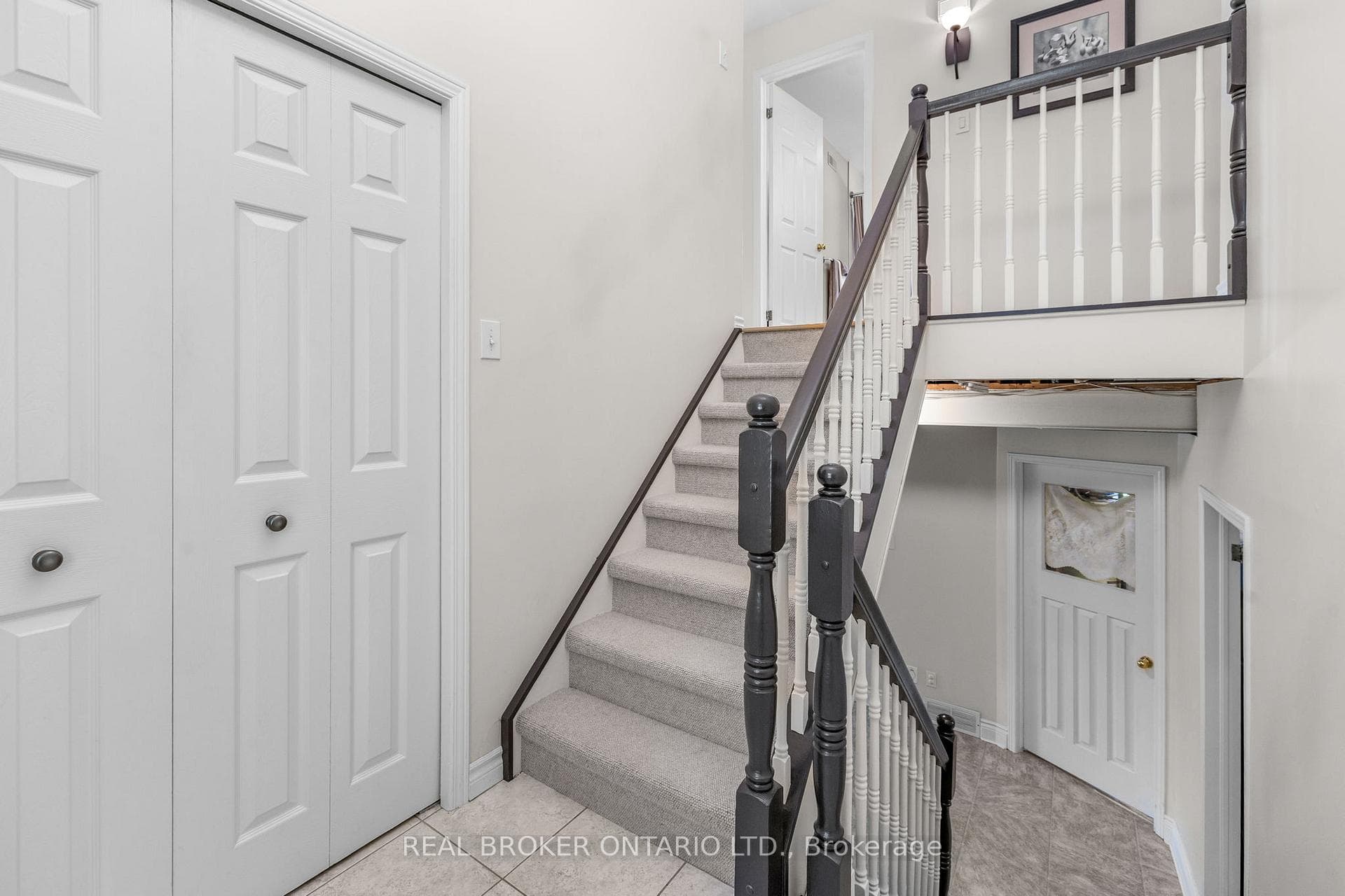 6550 Rideau Valley Drive photo 32